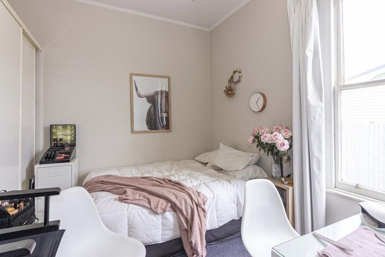 Photo of property in 16 Raymond Street, West End, Timaru, 7910