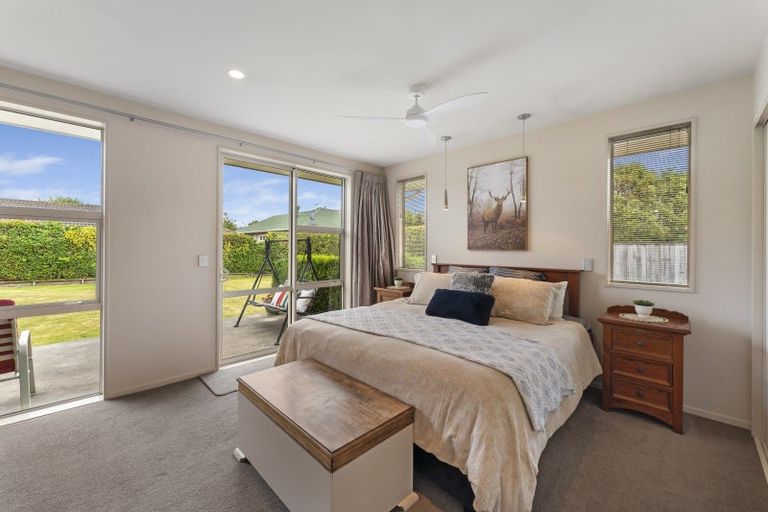 Photo of property in 11 Church Street, Oxford, 7430