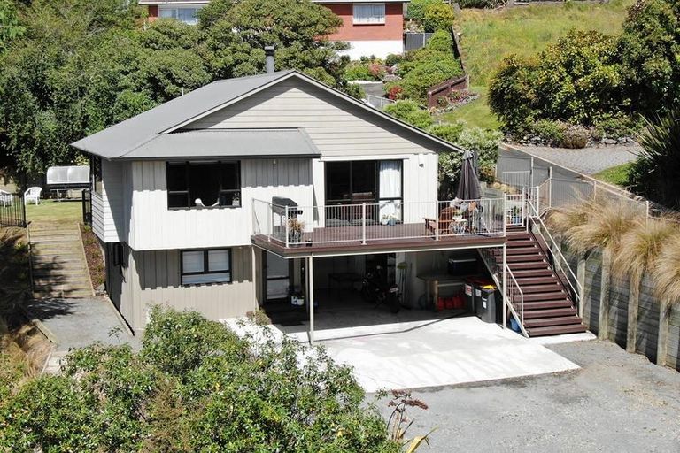 Photo of property in 49 Centennial Avenue, Helensburgh, Dunedin, 9010