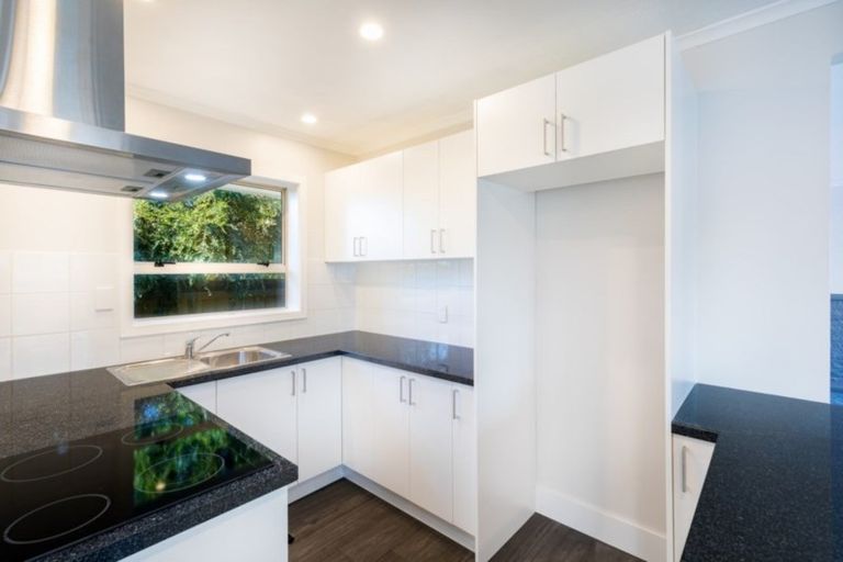 Photo of property in 33 Chartwell Street, Burwood, Christchurch, 8083