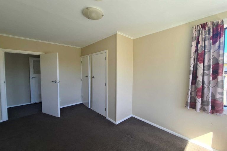 Photo of property in 6 Azalea Close, Templeton, Christchurch, 8042