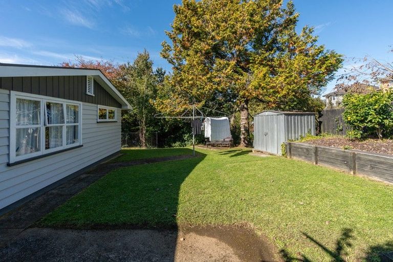 Photo of property in 15a Clark Place, Hillcrest, Hamilton, 3216