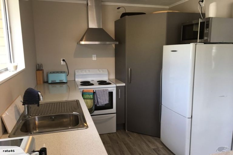 Photo of property in 1090b High Street, Taita, Lower Hutt, 5011