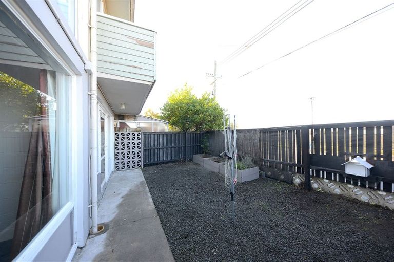 Photo of property in 2/267 Pages Road, Wainoni, Christchurch, 8061