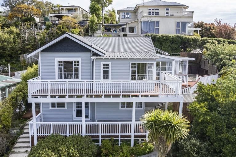 Photo of property in 18 Valley Road, Cashmere, Christchurch, 8022