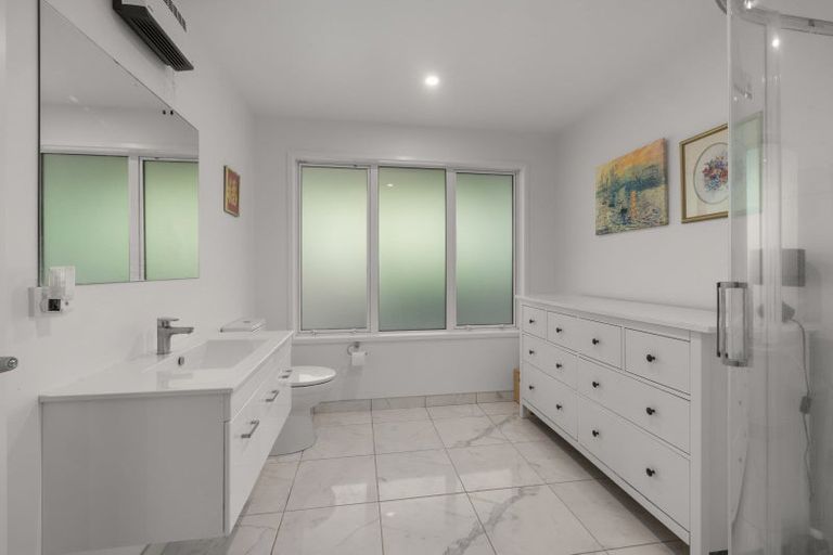 Photo of property in 14 Mandeno Drive, Kerikeri, 0230