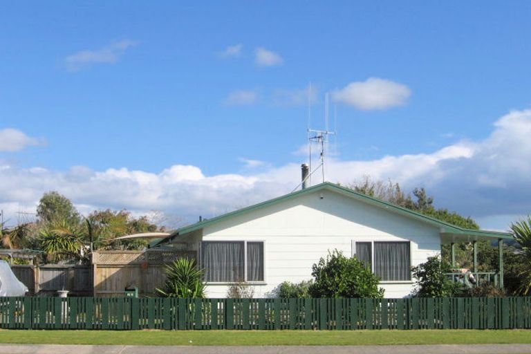 Photo of property in 50 Topaz Drive, Papamoa Beach, Papamoa, 3118