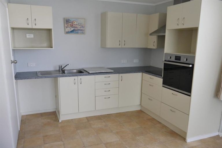 Photo of property in 54 Vogel Street, Hawera, 4610