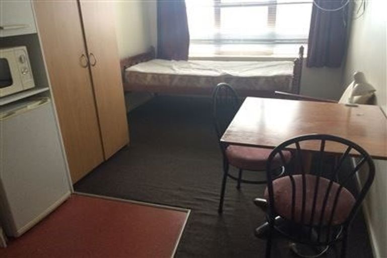 Photo of property in Orange Apartments/victoria Centr, 705/169 The Terrace, Wellington Central, Wellington, 6011