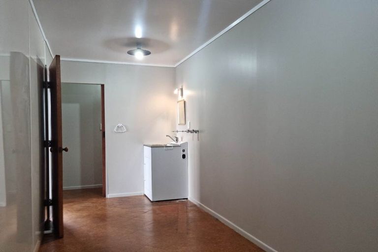 Photo of property in 142 York Road, Huirangi, New Plymouth, 4373