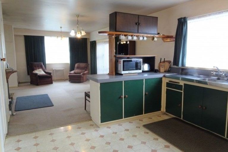 Photo of property in 1 Mawhera Street, Dobson, Greymouth, 7805