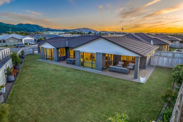 Photo of property in 9 Christow Court, Paraparaumu, 5032