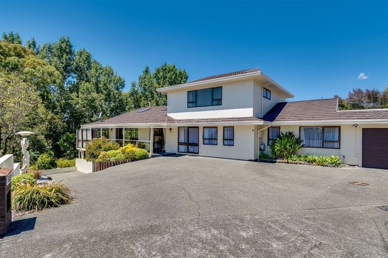 Photo of property in 90 Simla Avenue, Havelock North, 4130