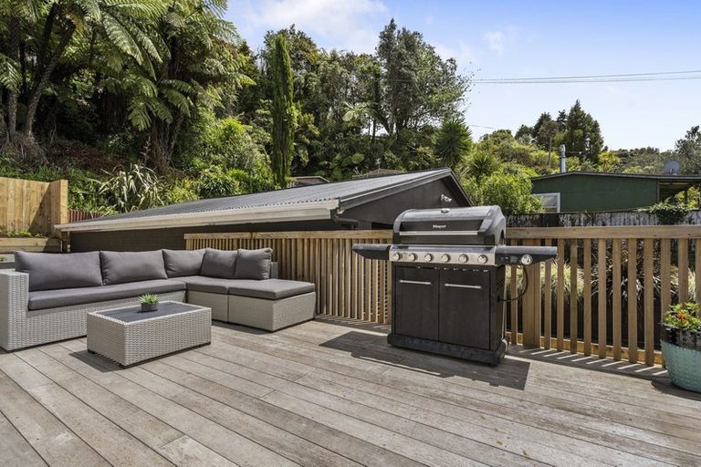 Photo of property in 120 Huatoki Street, Frankleigh Park, New Plymouth, 4310