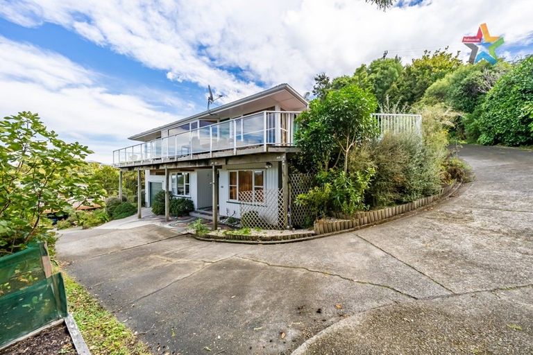 Photo of property in 138 Normandale Road, Normandale, Lower Hutt, 5010