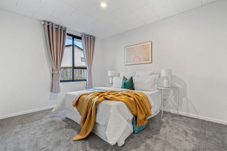 Photo of property in 1/9 Kimdale Place, Totara Heights, Auckland, 2105