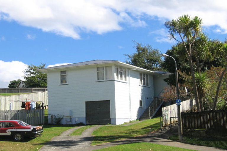 Photo of property in 55 Speargrass Grove, Timberlea, Upper Hutt, 5018