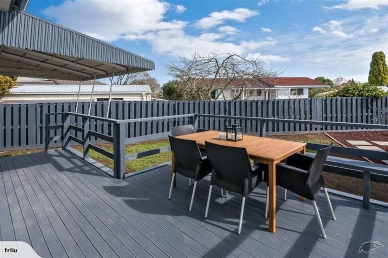 Photo of property in 4 Lyren Place, Half Moon Bay, Auckland, 2012