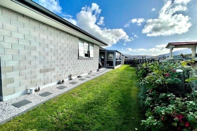 Photo of property in 14a No 2 Road, Te Puke, 3119