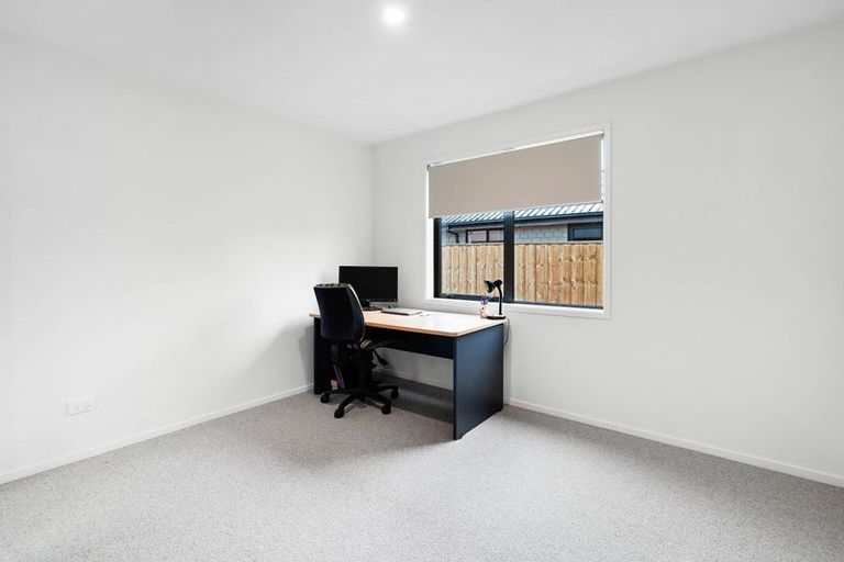 Photo of property in 12 Gemstone Place, Rolleston, 7615