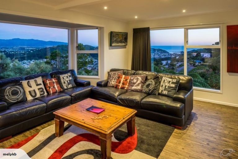 Photo of property in 71 Mills Road, Brooklyn, Wellington, 6021