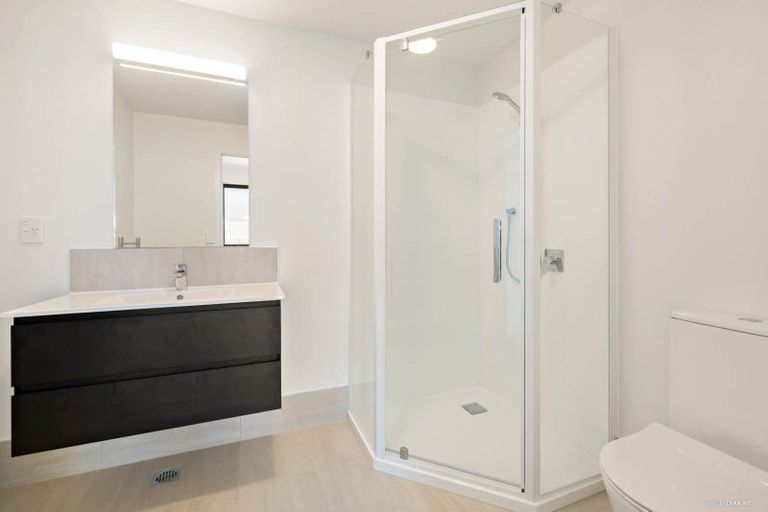 Photo of property in 23/11 Carlos Drive, Flat Bush, Auckland, 2016