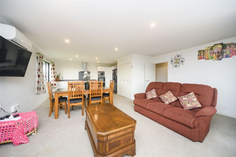 Photo of property in 15 Varsity Heights, Fitzherbert, Palmerston North, 4410