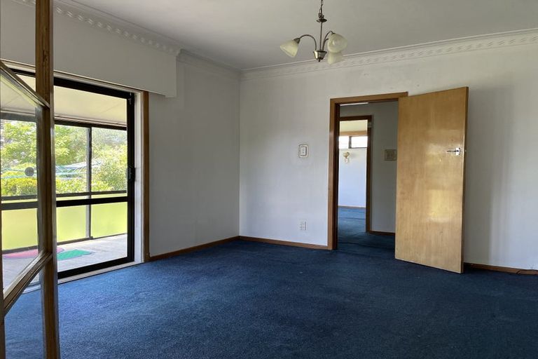 Photo of property in 2 Henwood Road, Mangere East, Auckland, 2024
