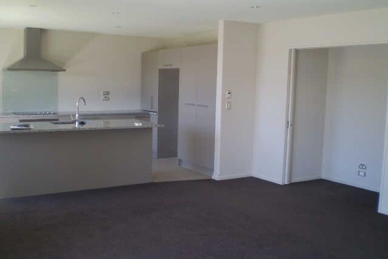 Photo of property in 8 Mokihi Gardens, Hillmorton, Christchurch, 8024