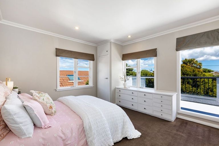 Photo of property in 20 Tuatoru Street, Eastbourne, Lower Hutt, 5013