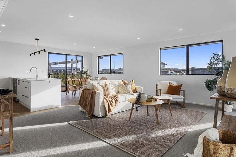 Photo of property in 33 Matai Springs Drive, Halswell, Christchurch, 8025