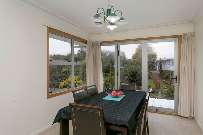 Photo of property in 2/8 Parata Street, Two Mile Bay, Taupo, 3330