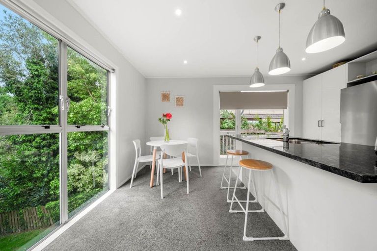 Photo of property in 15 Gails Drive, Okura, Albany, 0792