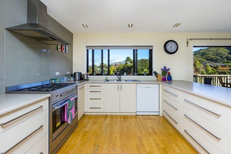 Photo of property in 98 Kirton Drive, Riverstone Terraces, Upper Hutt, 5018