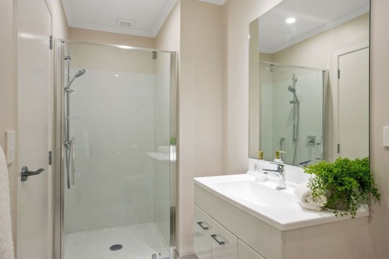 Photo of property in 61 Mapou Road, Hobsonville, Auckland, 0616