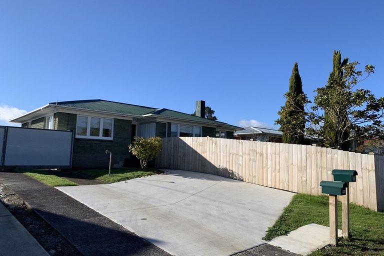Photo of property in 51 Cargill Street, Papakura, 2110