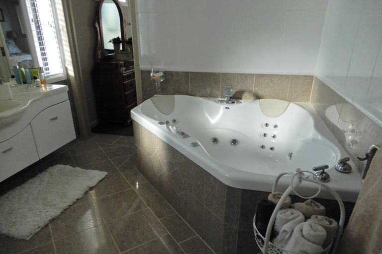 Photo of property in 6 Ruru Crescent, Putaruru, 3411