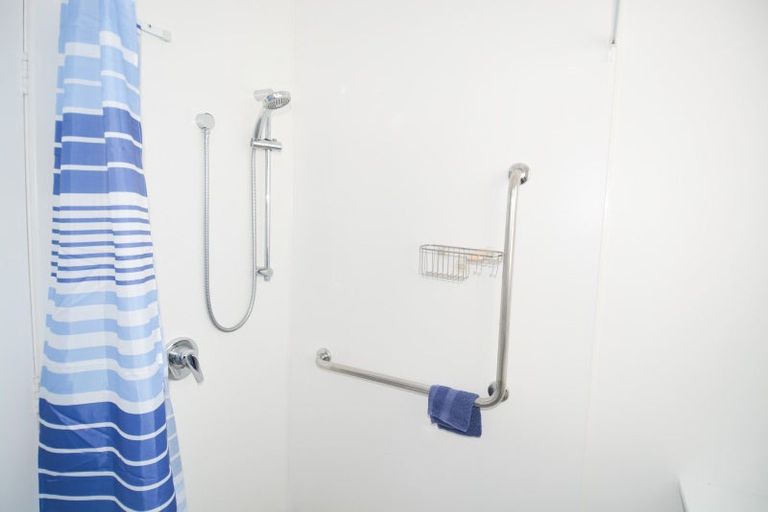 Photo of property in 192 Mcquarrie Street, Kingswell, Invercargill, 9812