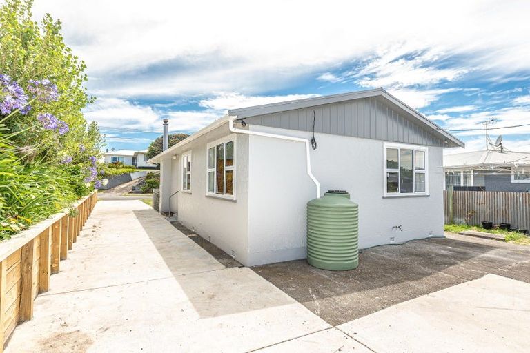 Photo of property in 36 Kowhai Street, Castlecliff, Whanganui, 4501