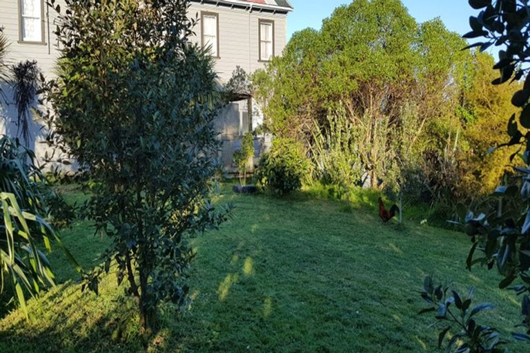 Photo of property in 19 Bedford Street, Patea, 4520