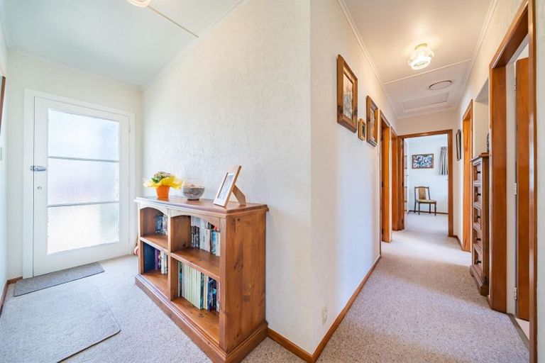 Photo of property in 73 Karamu Crescent, Wainuiomata, Lower Hutt, 5014