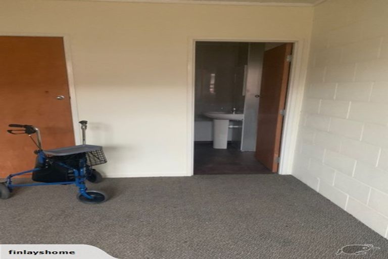 Photo of property in 3 Norman Spencer Drive, Papatoetoe, Auckland, 2104