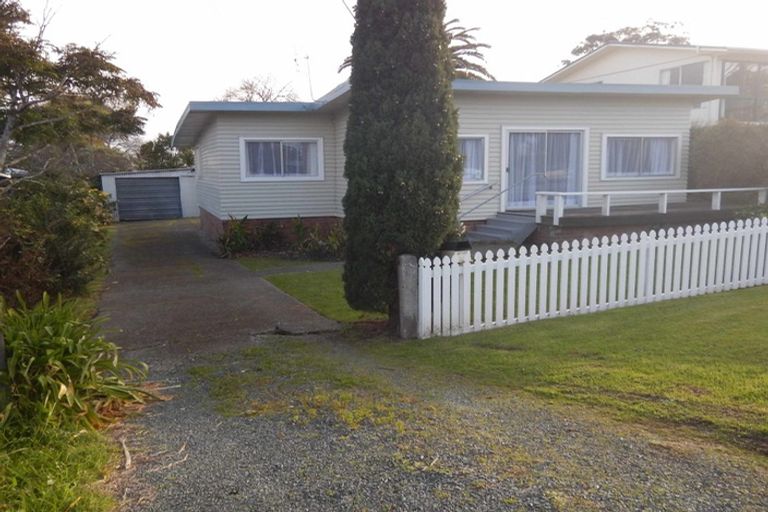 Photo of property in 151 Vipond Road, Stanmore Bay, Whangaparaoa, 0932