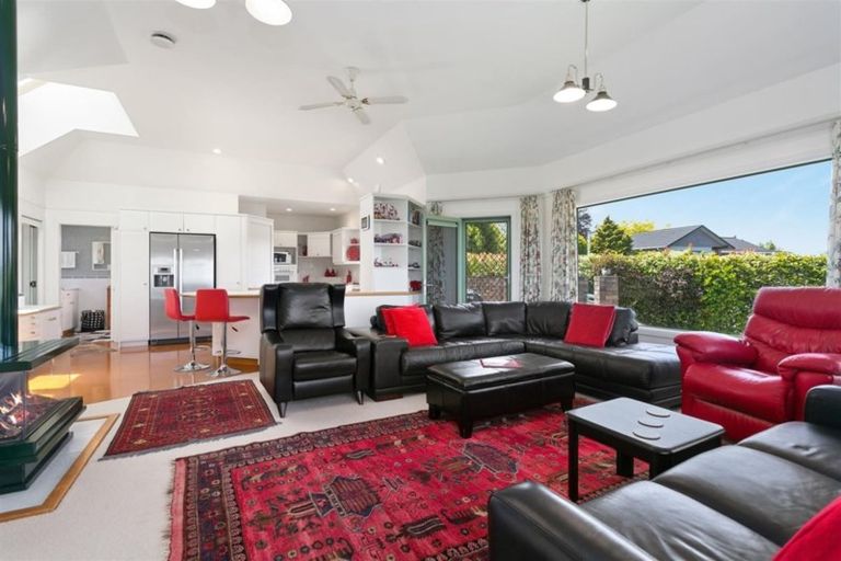 Photo of property in 5 Kahurangi Drive, Rangatira Park, Taupo, 3330