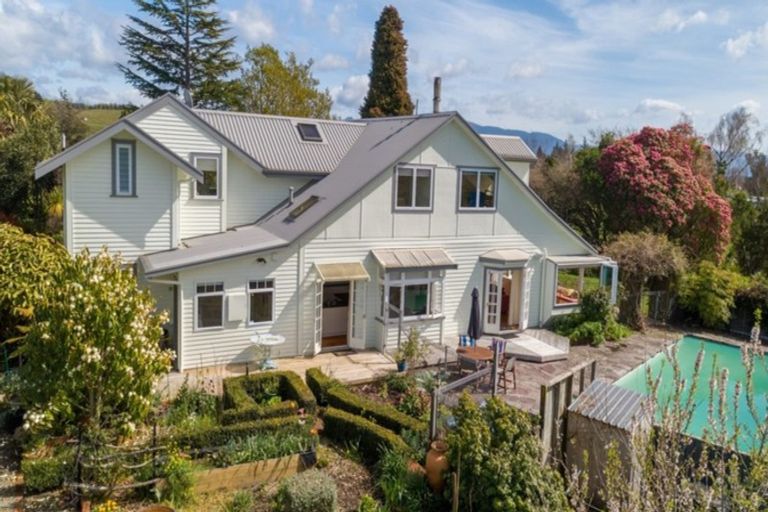 Photo of property in 17 Marriages Road, Tasman, Upper Moutere, 7173