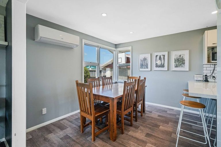 Photo of property in 8 Whelan Place, Hei Hei, Christchurch, 8042