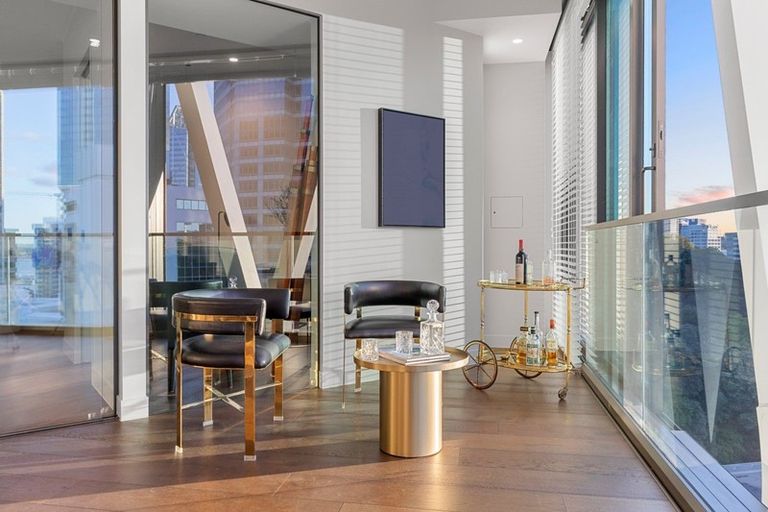 Photo of property in The International, 1001/9 Princes Street, Auckland Central, Auckland, 1010