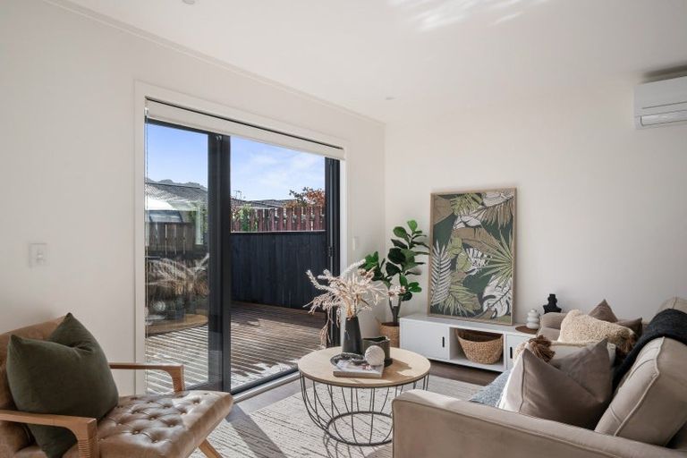 Photo of property in 74e Gibbons Street, Ebdentown, Upper Hutt, 5018