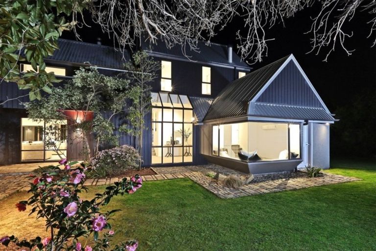 Photo of property in 9 Ridgeway Terrace, Taradale, Napier, 4112