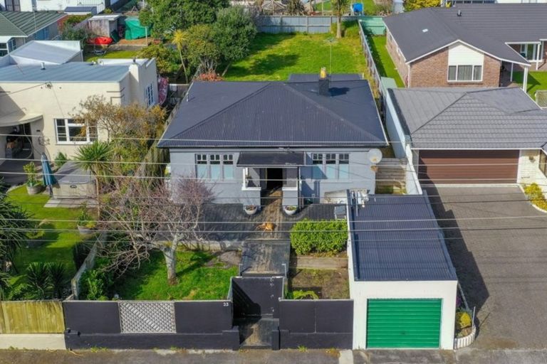 Photo of property in 23 Whiteley Street, Moturoa, New Plymouth, 4310